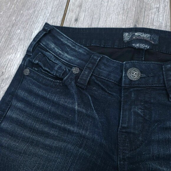 Silver Jeans Womens Tuesday Capri Size 27 Dark Blue Denim Straight Mid Rise - Picture 4 of 7
